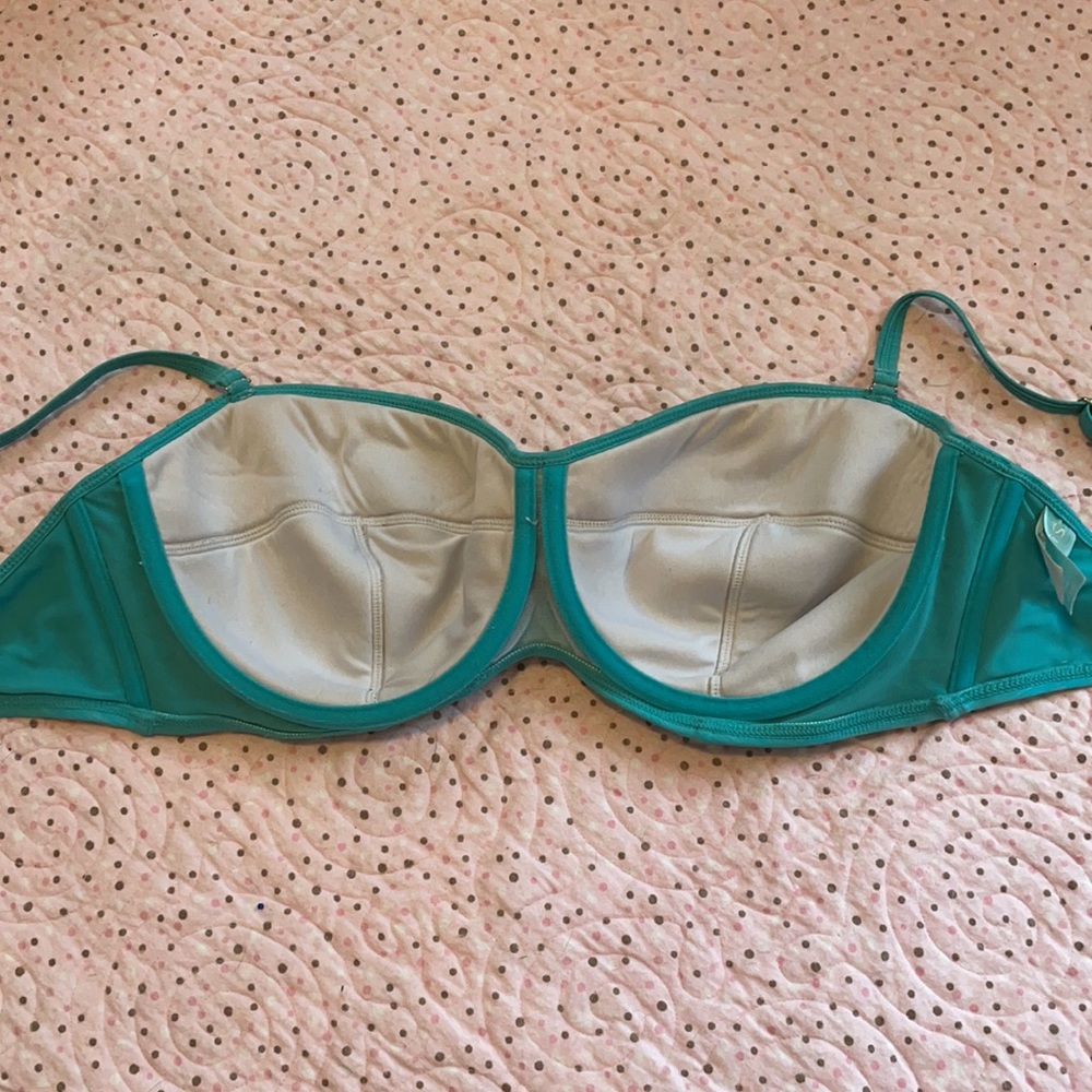Sunsets Underwire Bikini Top - Picture 8 of 10